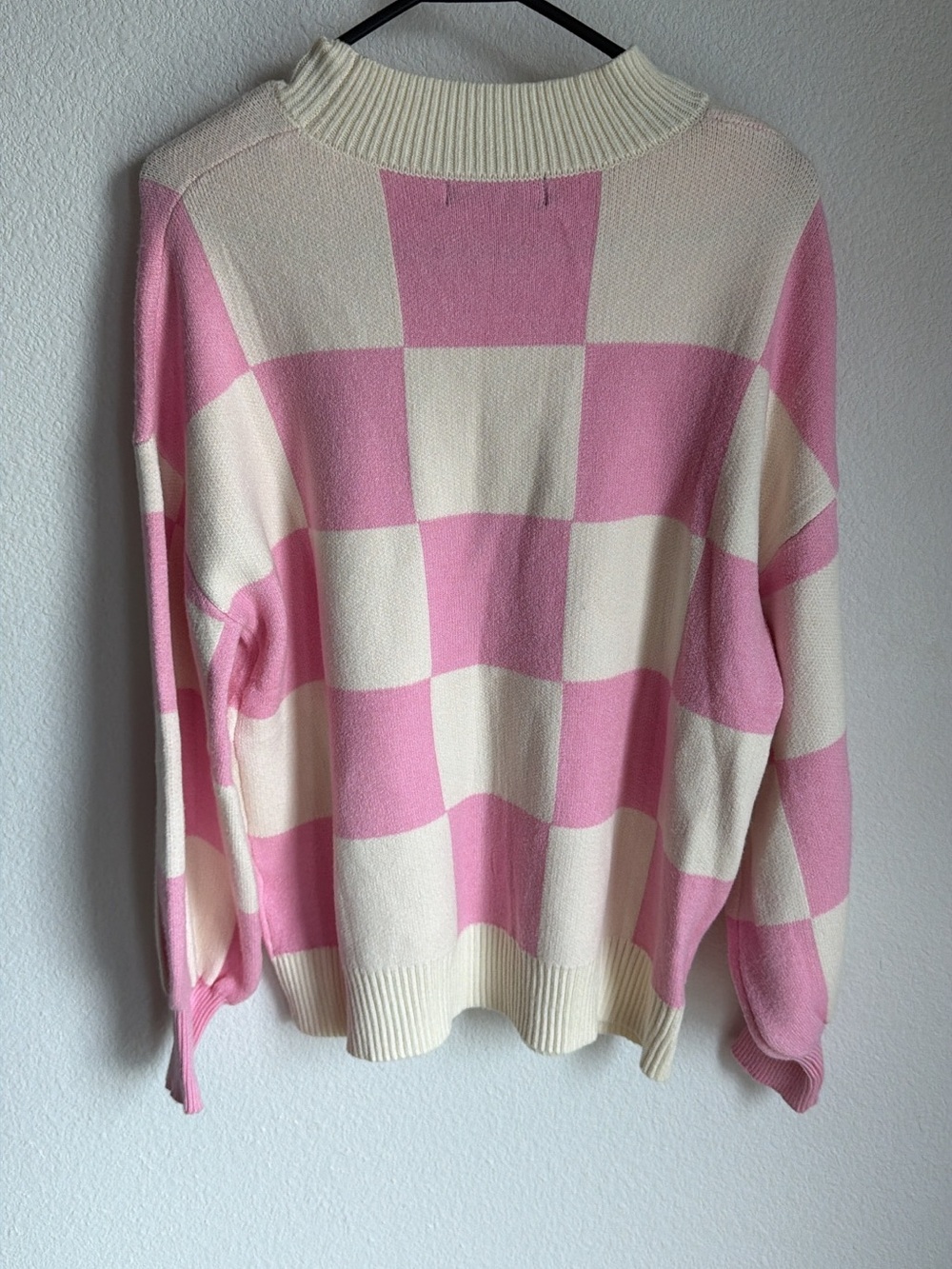 ZESICA Pink and Cream Checkered Crewneck Sweater - Size Large - Picture 3 of 6